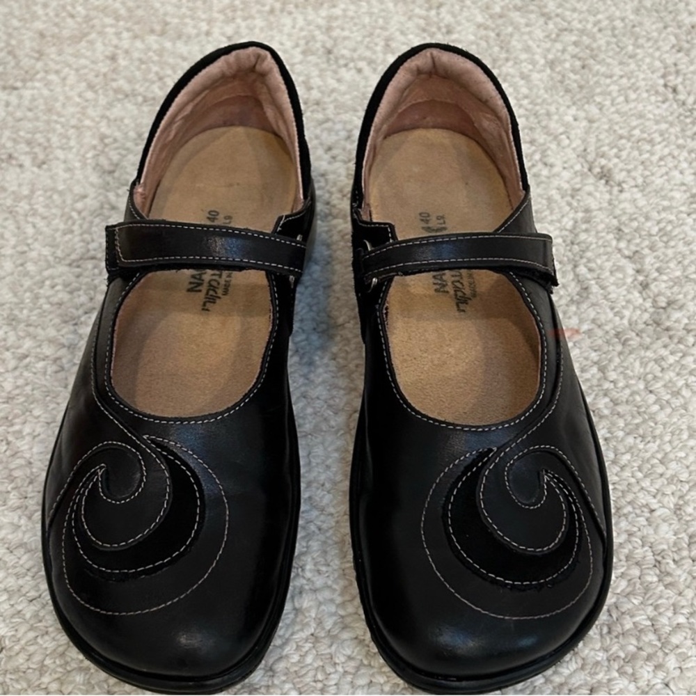 Naot Sea Black Mary Jane Sz 40